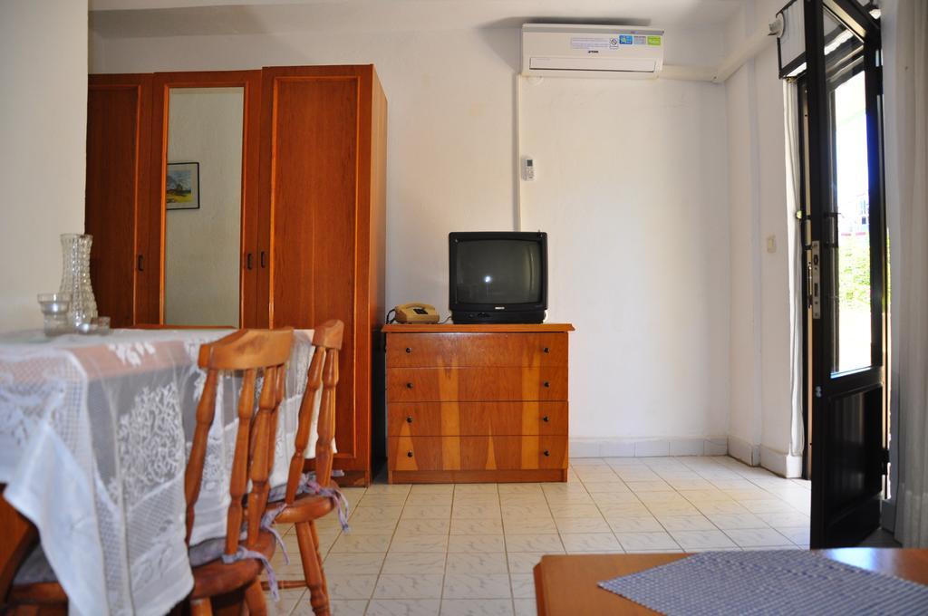 Delphin Hotel Side Bagian luar foto