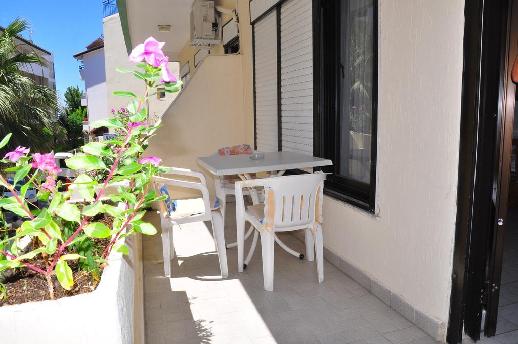 Delphin Hotel Side Bagian luar foto