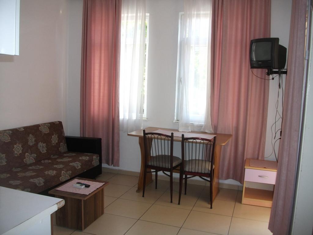 Delphin Hotel Side Bagian luar foto